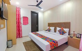 Fabhotel The Comfort